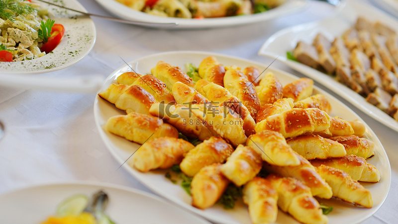 成都食品代工：分类解析与适用行业揭秘